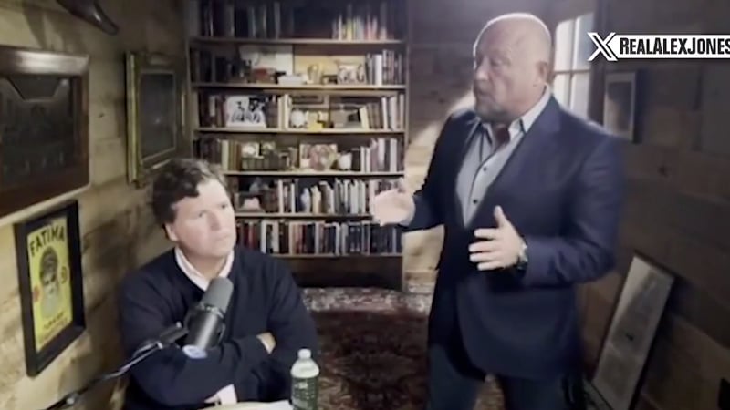 Breaking! Tucker Carlson And Alex Jones To Expose New Information On What Really Happened On 9/11 Tonight In Exclusive In-Depth Interview!