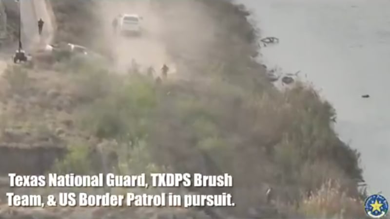 WATCH: Illegals Raft Back to Mexico After Being Repelled by Border Guards