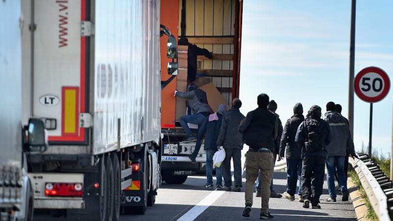 UK Couple Fined ,000 After Reporting Migrant Stowaway in Their Van