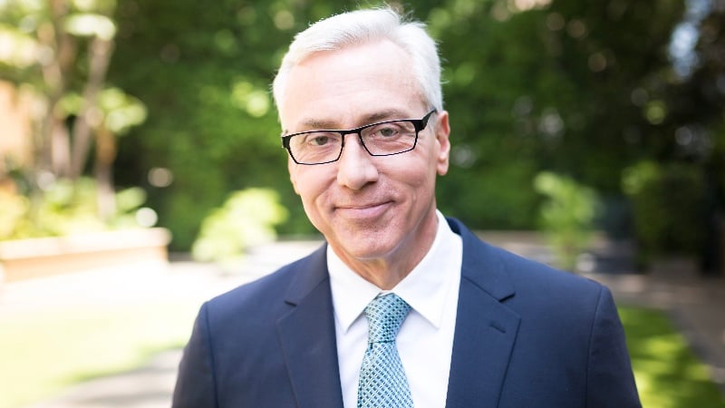 Dr. Drew Pinsky Criticizes YouTube for Video Removals and Mandatory Reeducation Training Over Vaccine Discussions