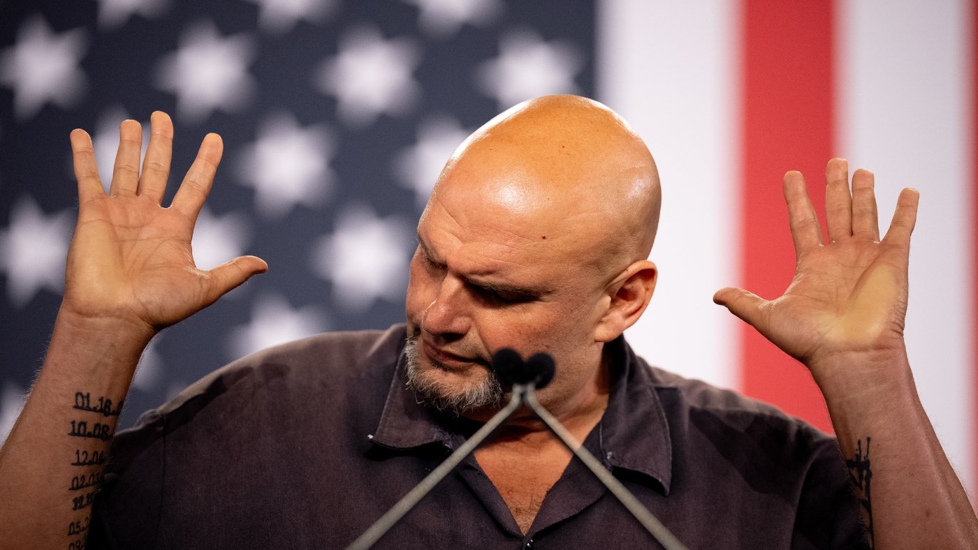 Fetterman: Trump Should Be Pardoned