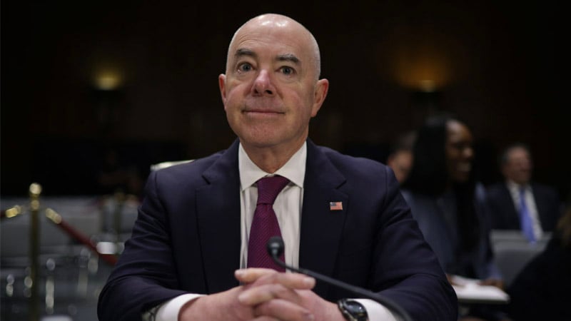GOP-Led House KILLS Mayorkas Impeachment Resolution While Preparing to Punt Border Fight to 2024