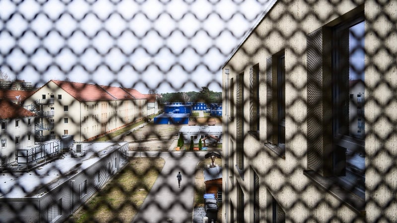 Pigs’ Feet Hung And Eggs Thrown at Dutch Town Hall Over Alien Asylum Center Plans