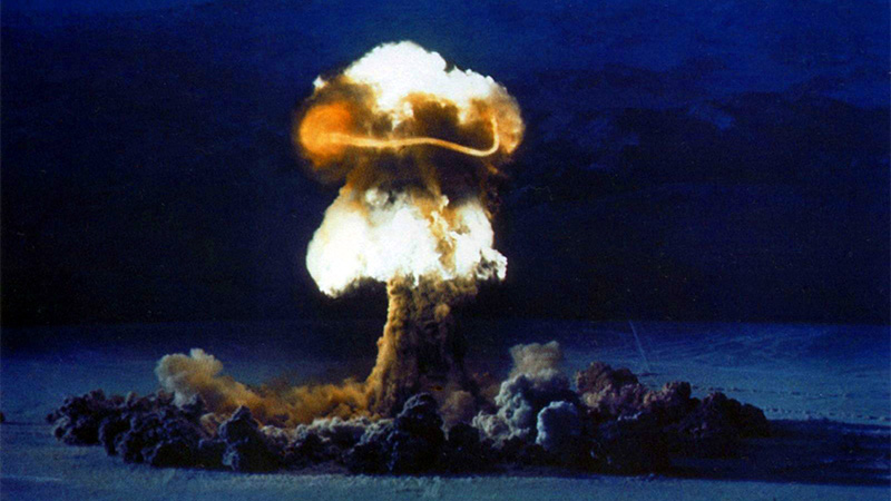 Russia will be Forced to Use Tactical Nuclear Weapons Against NATO, says Former Putin Advisor in New Interview