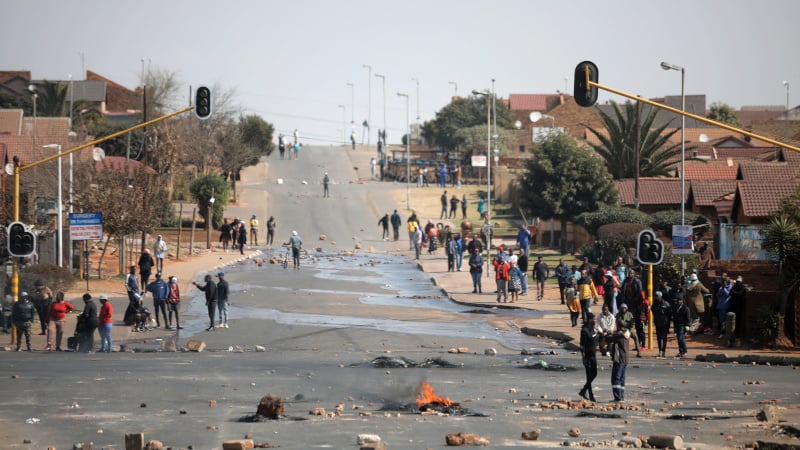 The South Africanization of the United States: How Mass Migration Is Turning America Into a Dangerous, Dirty Place