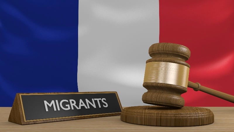 France Deports Algerian, Algeria Sends Him Back