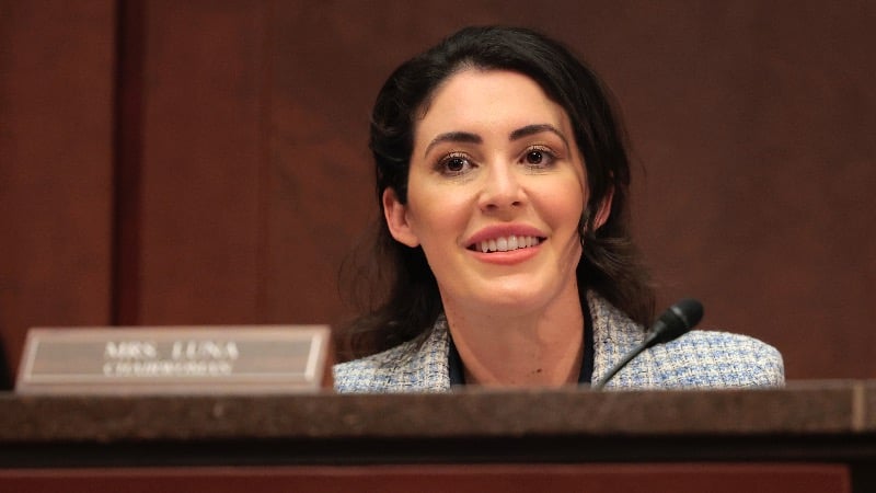 Luna Introduces Bill to Repeal Patriot Act, Restore Privacy