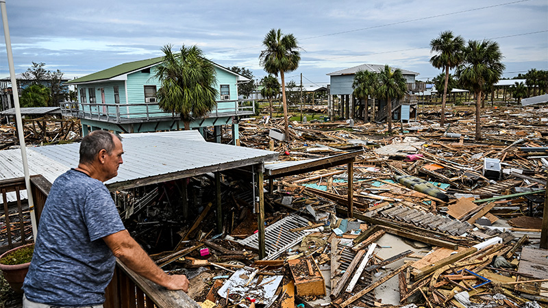 Democrats Push a Resolution to Condemn the Spread of Hurricane ‘Disinformation’ Democrats Push a Resolution to Condemn the Spread of Hurricane ‘Disinformation’