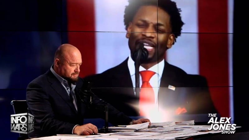 LET FREEDOM RING: Pastor Lorenzo Sewell Delivers Powerful Prayer Over Trump’s Presidency & Pleads For The Salvation Of The Nation