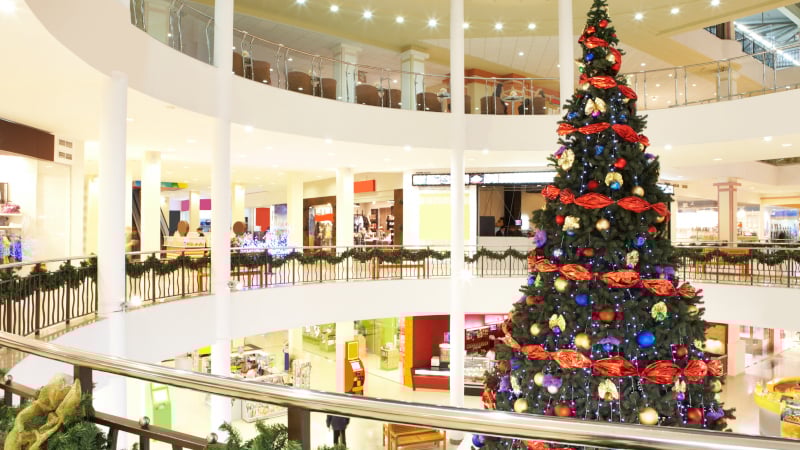 “Consumers Running Out Of Money” – Former Target Exec Offers Dire Warning Ahead of Christmas