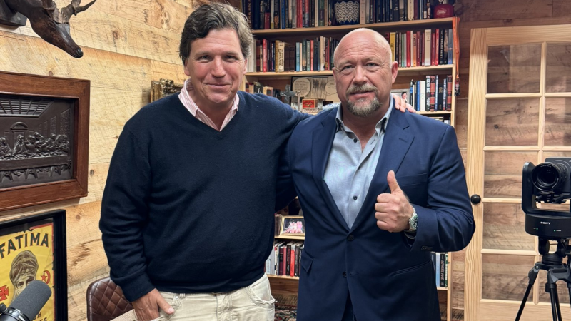 Watch Live: Tucker Carlson & Alex Jones Unleash Explosive Interview – DOJ Funded Sandy Hook Lawsuits, Leftists Want Trump Dead, Nuclear War Risks Revealed!