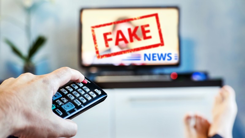 “Baseless” & “Unfounded” Claims? Media Ignores Video Trump Played South African President Proving White Genocide Taking Place