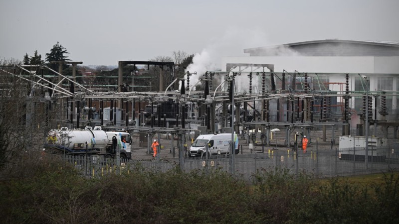Friday Live: Terrorism Suspected As Global Travel Disrupted By Massive Transformer Fire At London’s Heathrow Airport