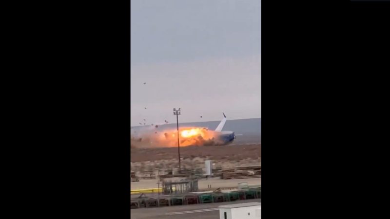 Dramatic Video Shows Azerbaijan Airlines Passenger Jet Crash In Kazakhstan