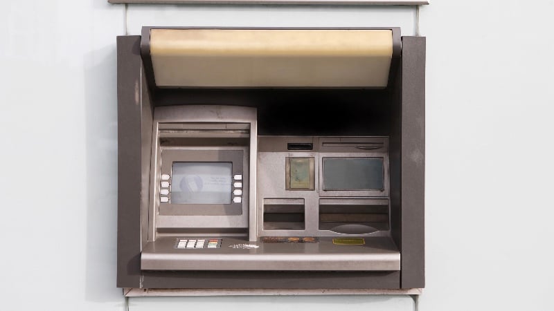 US Treasury Slashes Cash Reporting Threshold to 0, Expanding Financial Surveillance in Border Areas