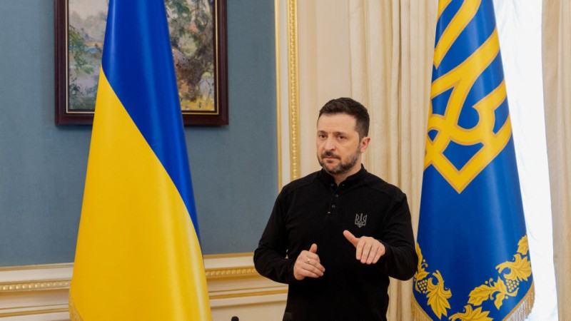 Ukrainian Dictator Zelensky Meeting Trump In DC To Talk Russian Peace Deal & Paying Back USA