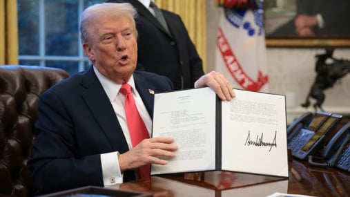 Image for Trump Signs Executive Orders Devastating Big Pharma & Insurance Companies, Banning Jack Smith’s CIA Law Firm From Working With Intel Agencies article