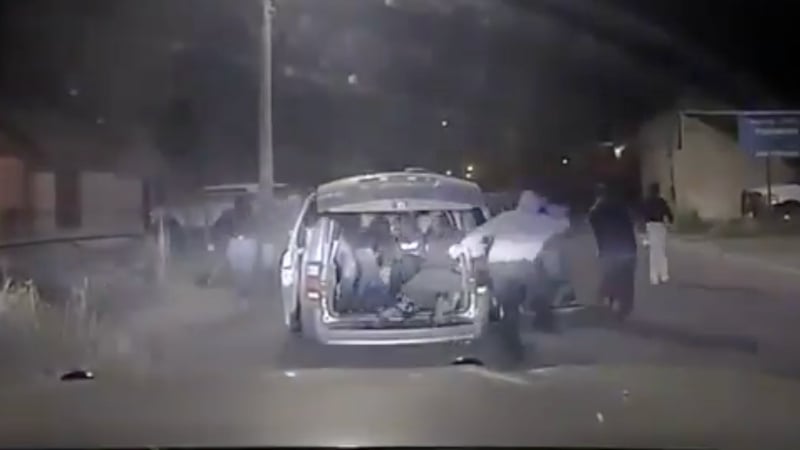 Wild Video: Smuggler Flees From Police in Minivan Packed With 18 Illegals