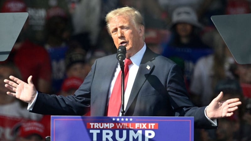 Live: Trump Assures Voters America ‘Will Soon Be an Occupied Country No Longer!’ Live: Trump Assures Voters America ‘Will Soon Be an Occupied Country No Longer!’