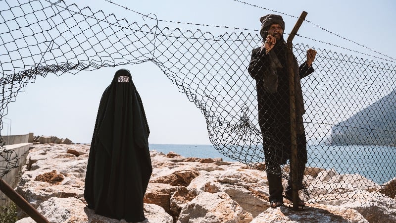 France Struggles With Afghan Migration as Report Highlights Cultural Shocks, Crime, And Integration Failures