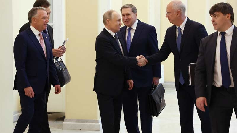 Trump Tells Putin To ‘Get Moving’ On Ukraine Peace Negotiations, Clock Ticking