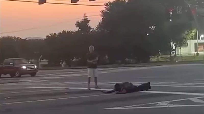 WATCH: Hero Thwarts Two Carjackings in Georgia, Holds Suspect at Gunpoint