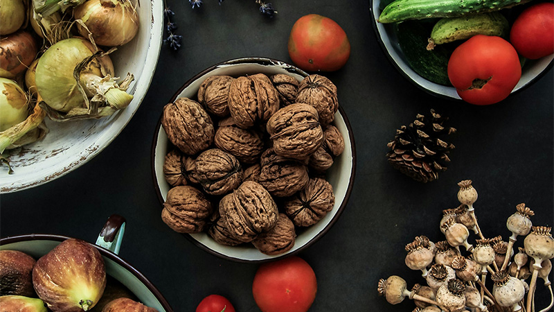 Diversity Nutritionist says Unprocessed Whole Foods are Racist