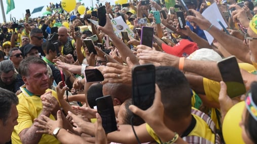 Image for Bolsonaro Brings Tens of Thousands onto the Streets as He Faces Trial article