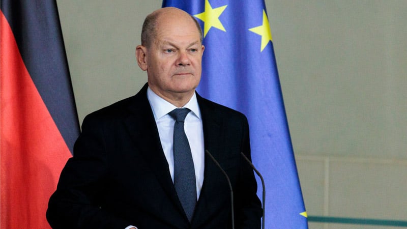 Musk Calls Scholz ‘Incompetent Fool’ Over Christmas Market Attack