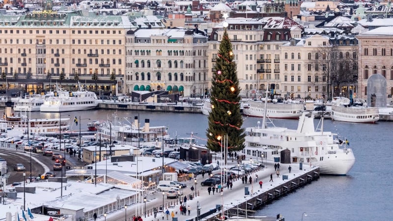 Swedish Steel Company Moves to Ban ‘Merry Christmas,’ Calls for Workers to Say ‘Happy Holidays’ Instead Swedish Steel Company Moves to Ban ‘Merry Christmas,’ Calls for Workers to Say ‘Happy Holidays’ Instead