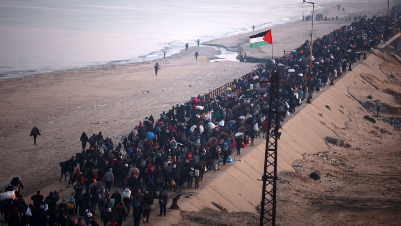 Stunning Images Show Tens Of Thousands Of Gazans Returning To Destroyed Homes On Foot