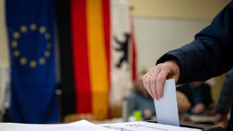 German Youth Rally Around Parties on Opposite Sides of the Spectrum