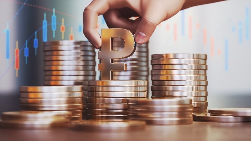 With Peace in Sight, Western Investors Pour Into Russia