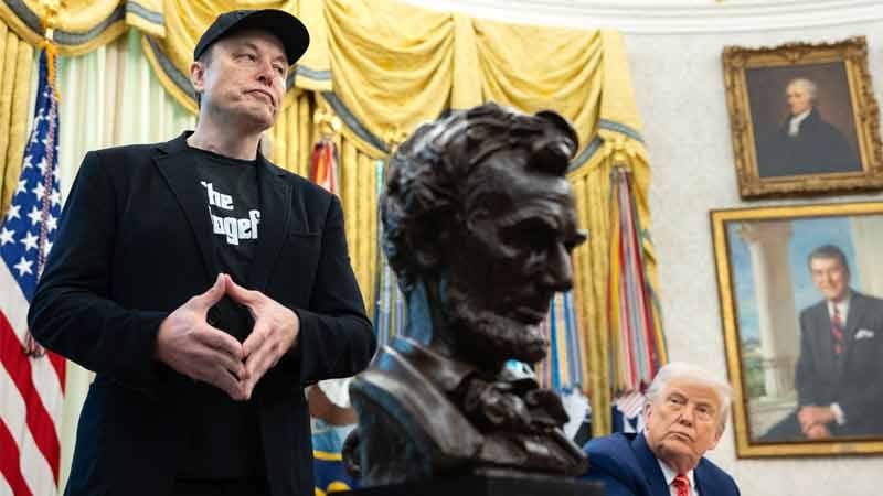 LIVE EXCLUSIVE: Alex Jones Responds To Elon Musk’s Epstein Files Allegation Against President Trump