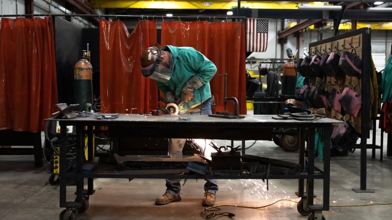 Trump Jobs Report: 284k More Americans Working, 87k Fewer Foreigners