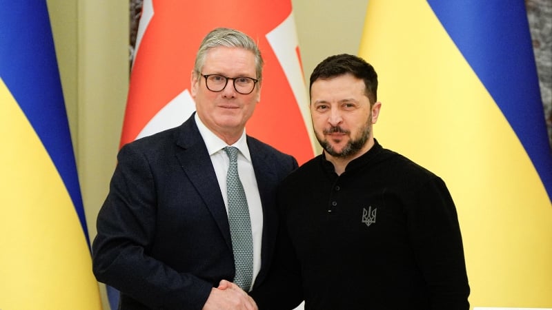 British PM Starmer Offers To Send Troops to Ukraine