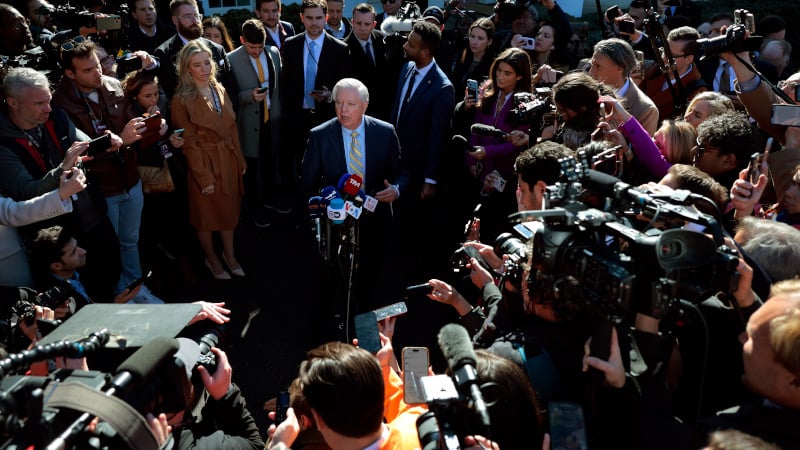 Neocon Lindsey Graham Praises Trump for Manhandling Zelensky – After Gushing Over Ukrainian Dictator Weeks Ago