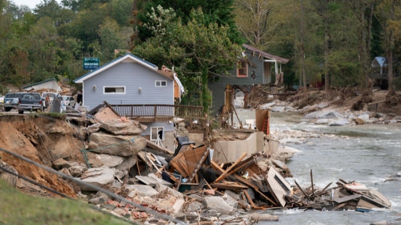 Hurricane Death Toll Climbs Past 230 as Communities Still Wait for Federal Help