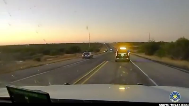 Wild Video: Salvadoran Suspect Smuggling Fellow Illegals Nearly Collides Head-On With Motorists in Texas