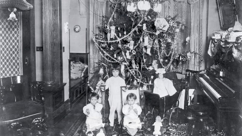 A Defense of the Small Christmas Ritual