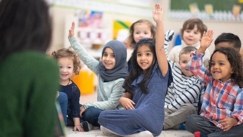 Teachers Discriminate in Favor of Children With an Alien Background Over German Children When Issuing Grades Teachers Discriminate in Favor of Children With an Alien Background Over German Children When Issuing Grades