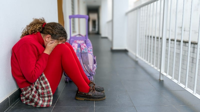 Islamists Recruit At-Risk Children From French Emergency Shelters