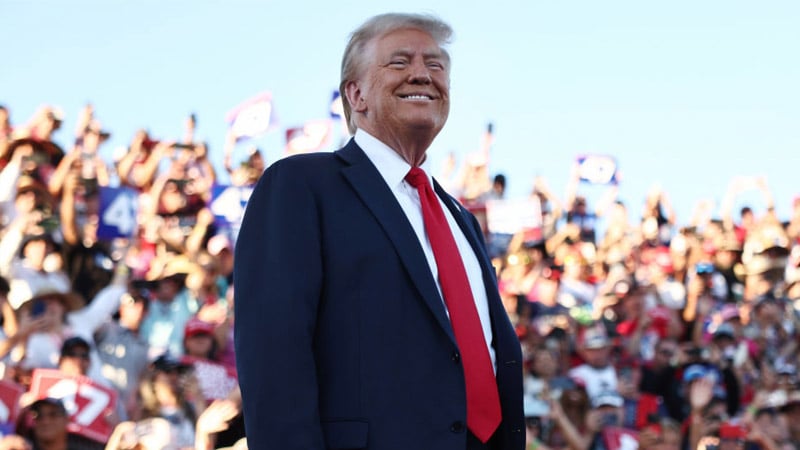 Live: Trump Blasts Kamala Harris For Destroying U.S. Border, Allowing Millions of Illegals to Flood into Country