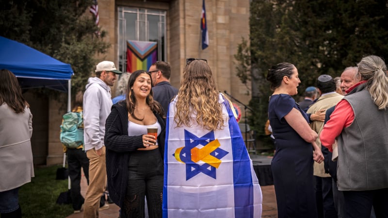 FBI, DHS Warn of ‘Elevated Threat’ to Jewish Community After Boulder, DC Attacks