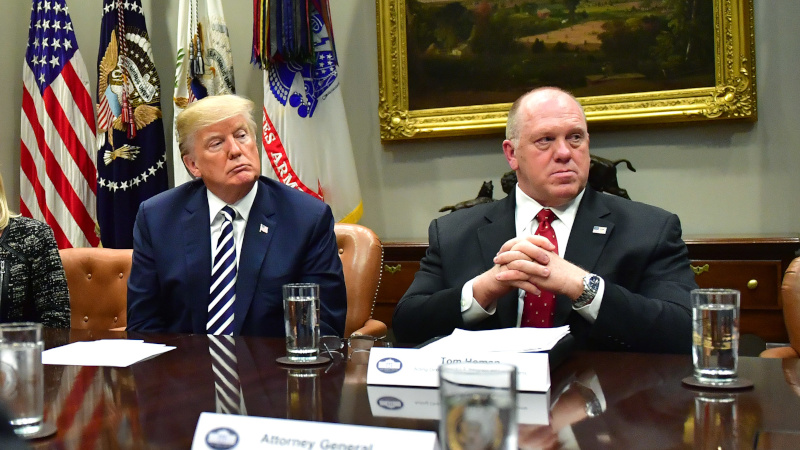 Border Czar Planning Weekly Press Briefings on Deportations, Arrests
