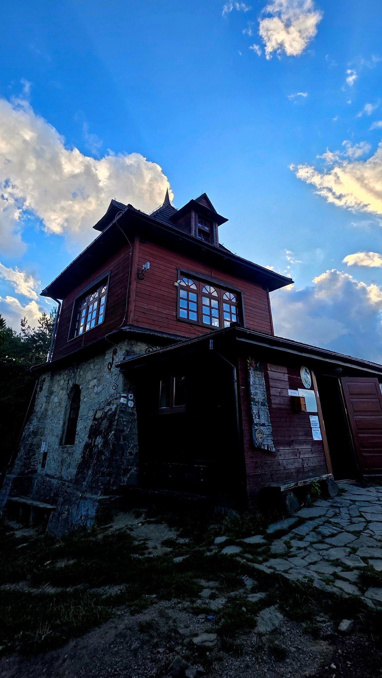 Relacje 1