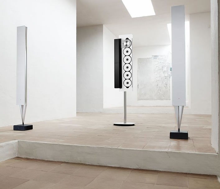 Bang and Olufsen limited edition BeoSound 9000 music system and a
