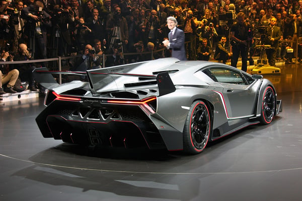 lamborghini-veneno-geneva-2013-5