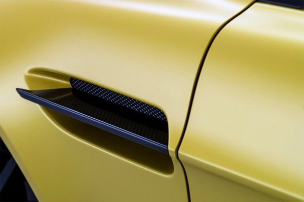 aston-martin-v12-vantage-s-10