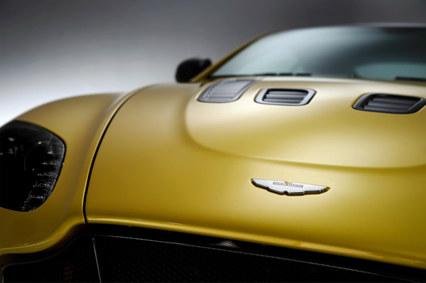aston-martin-v12-vantage-s-5